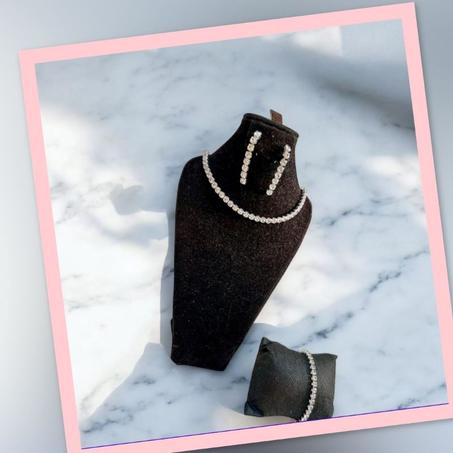 Ensembles collier + Gourmet  + Boucles