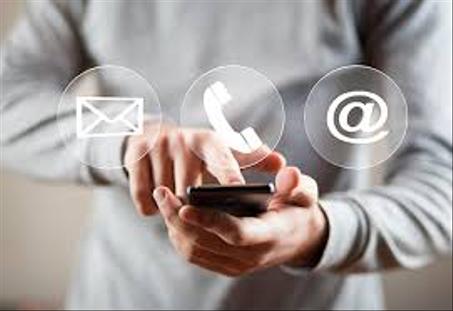 تواصلوا معنا