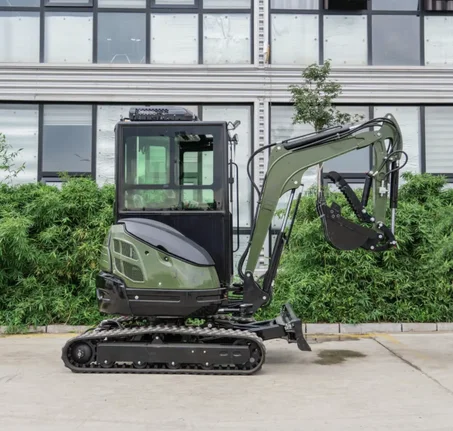 TYPHON TERROR XXV Diesel Mini Excavator 2.7 Ton, 25.1 hp Kubota D1105 RetractableTracks, AC Cabin