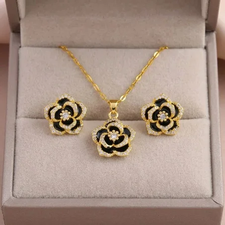 Ensemble de Bijoux Camélia de Luxe Finetoo : Collier & Boucles d'Oreilles Zircon en Acier Inoxydable – Parure de Mariage pour Femme