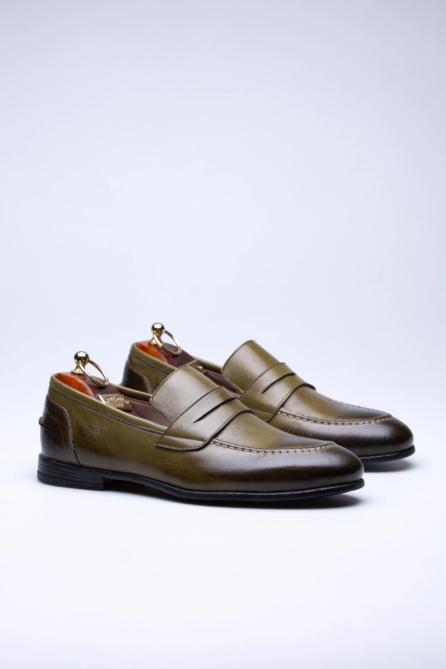 KHAKI ARIA