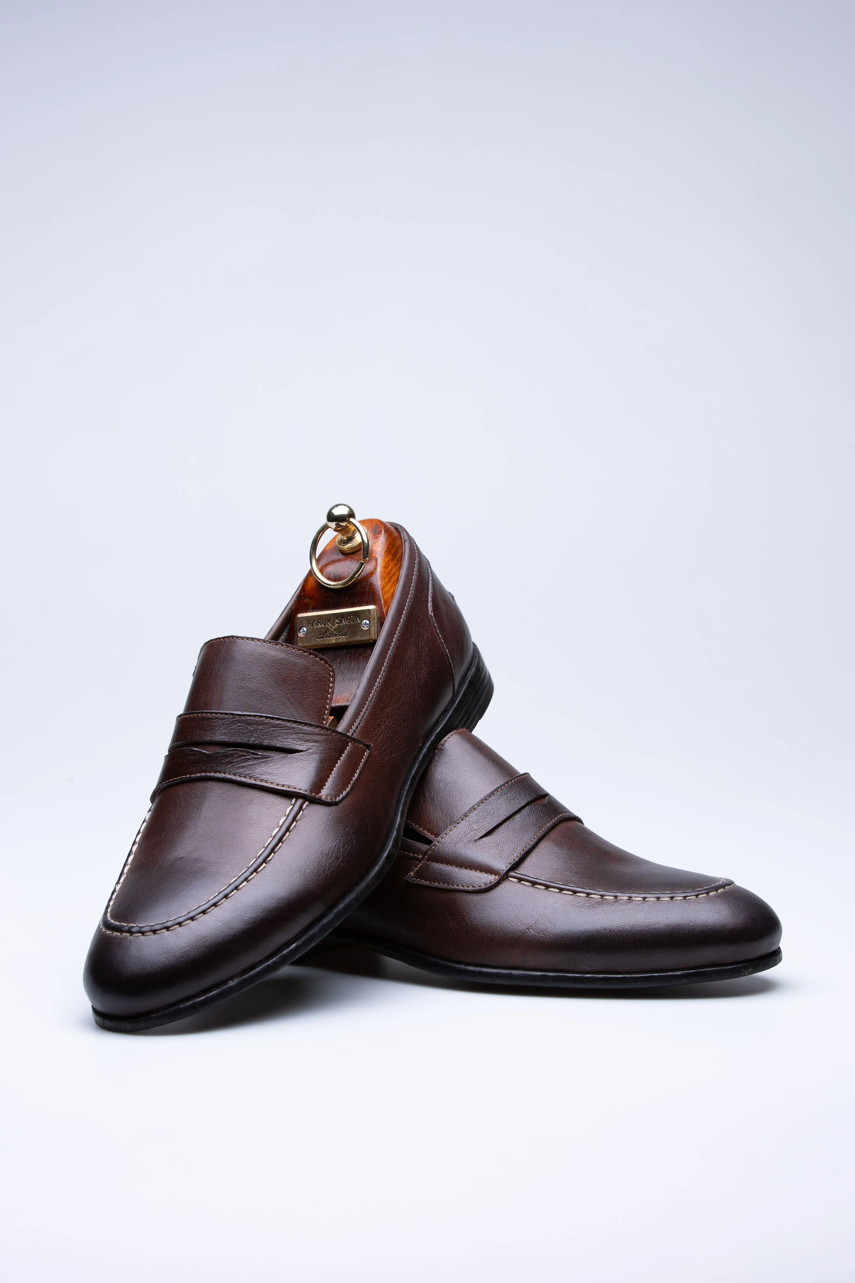 BROWN ARIA