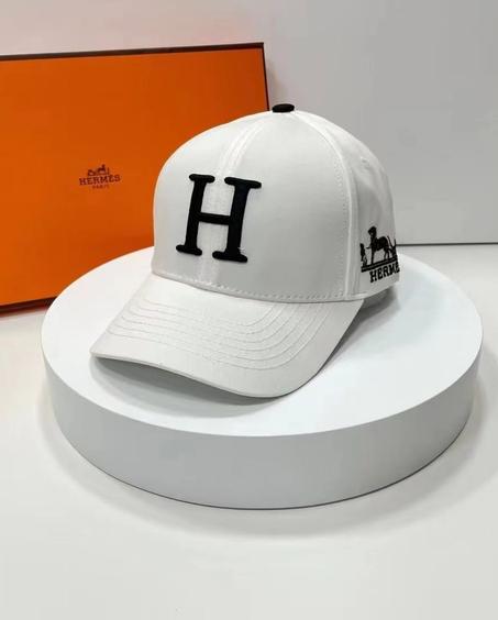 Casquette hermès noire 2025 logo matrouze  blanche