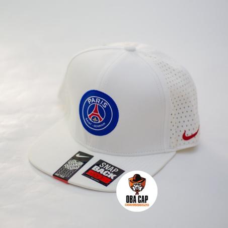 Casquette du Paris Saint-Germain snapback blanche