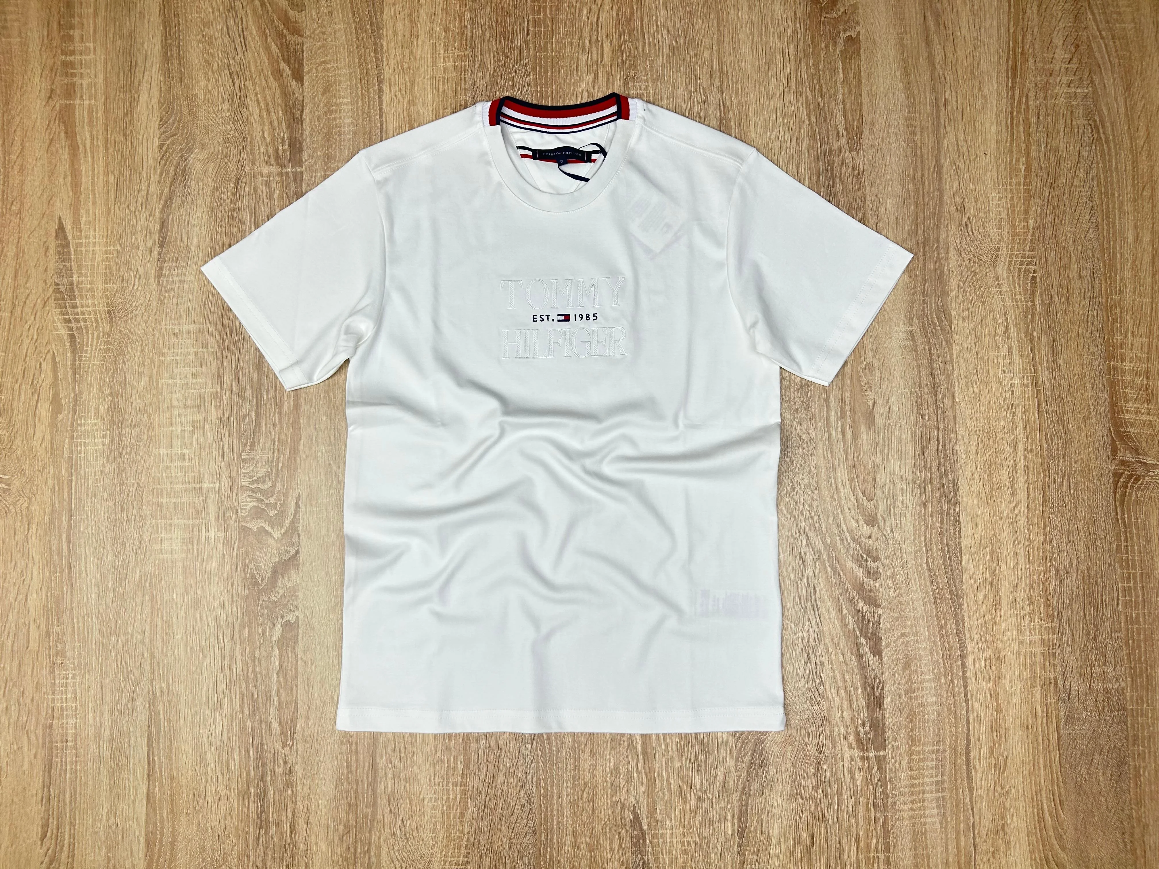 T-SHIRT TOMMY HILFIGER 1985 BLANC