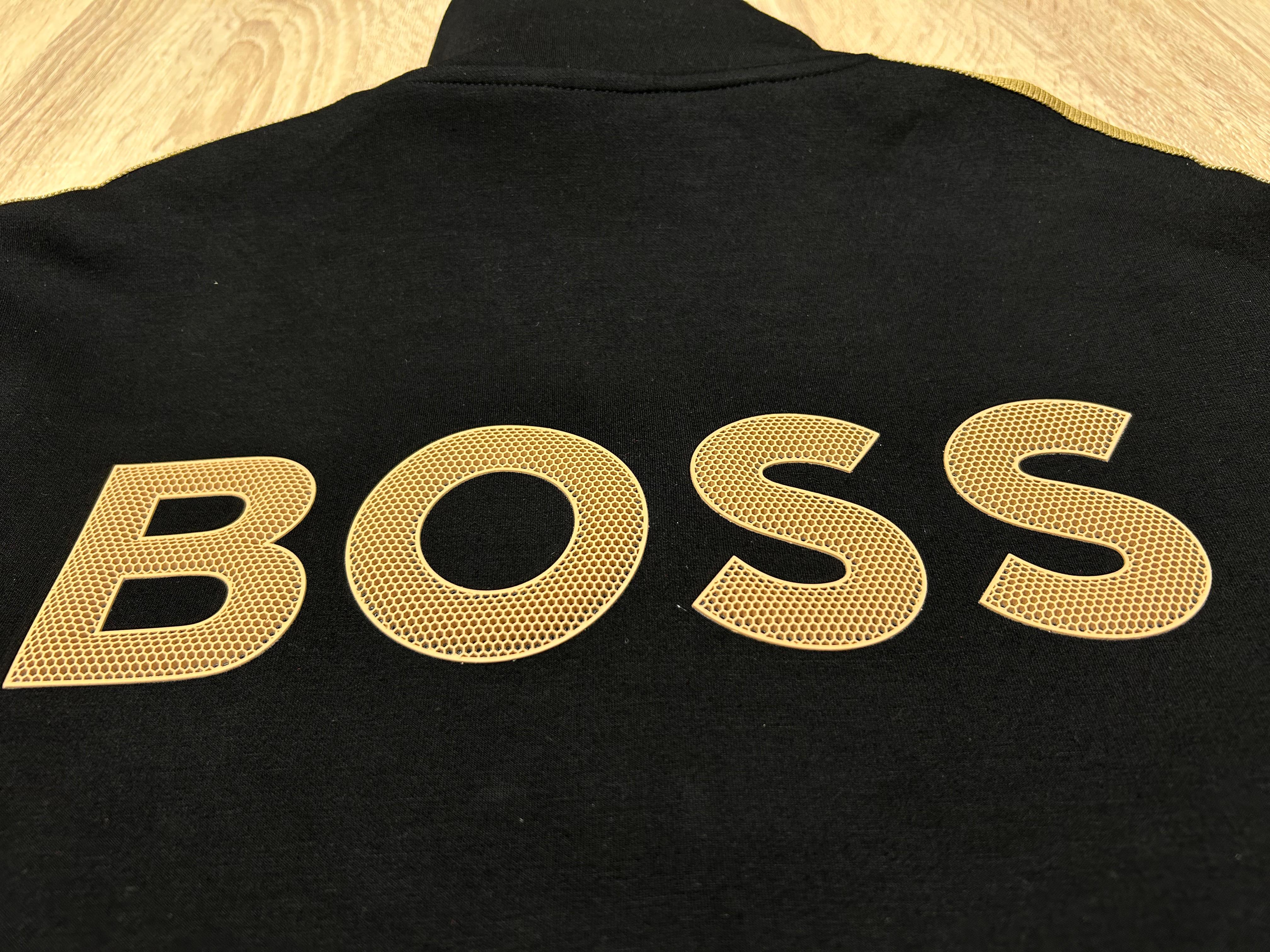 SURVETTE HUGO BOSS AVEC BANDE NOIR