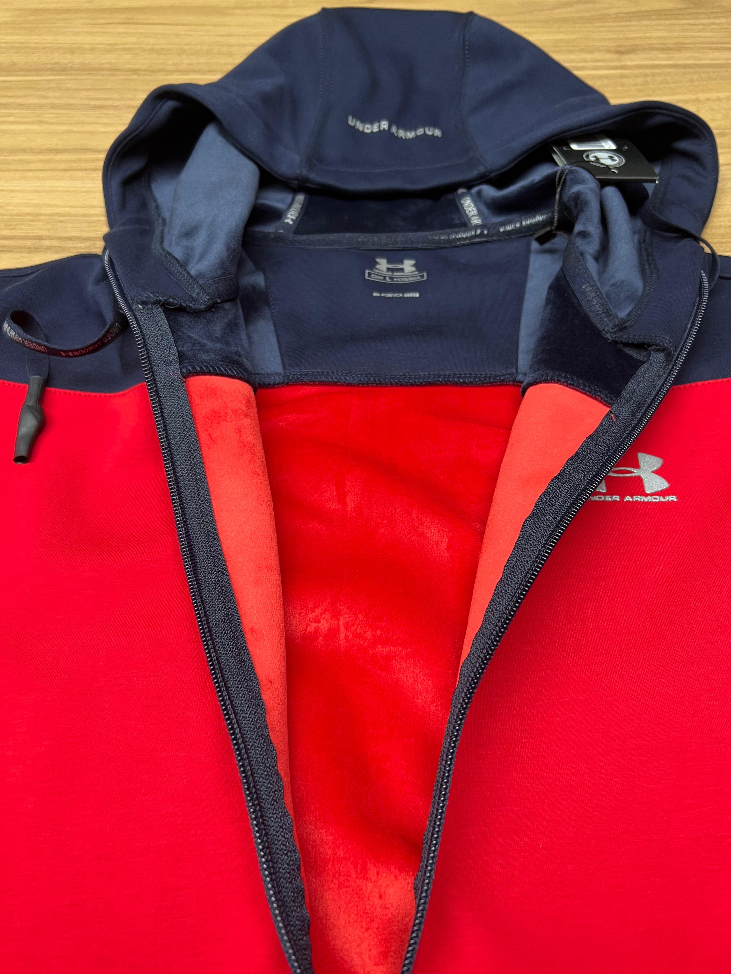 SURVETE UNDER ARMOUR NV ROUGE