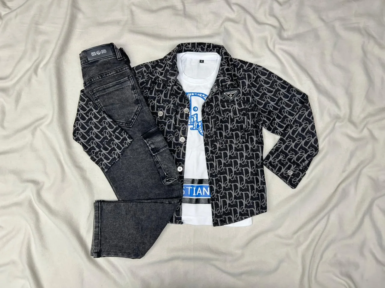 ENSEMBLE DIOR GRIS NOIR