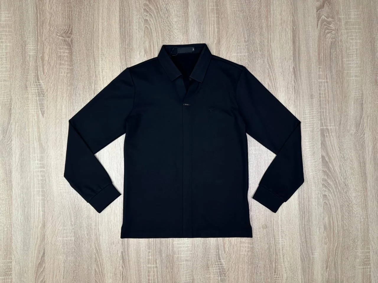 POLO COL CHEMISE PRADA NOIR