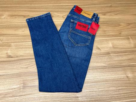 JEAN HUGO BOSS BLEU