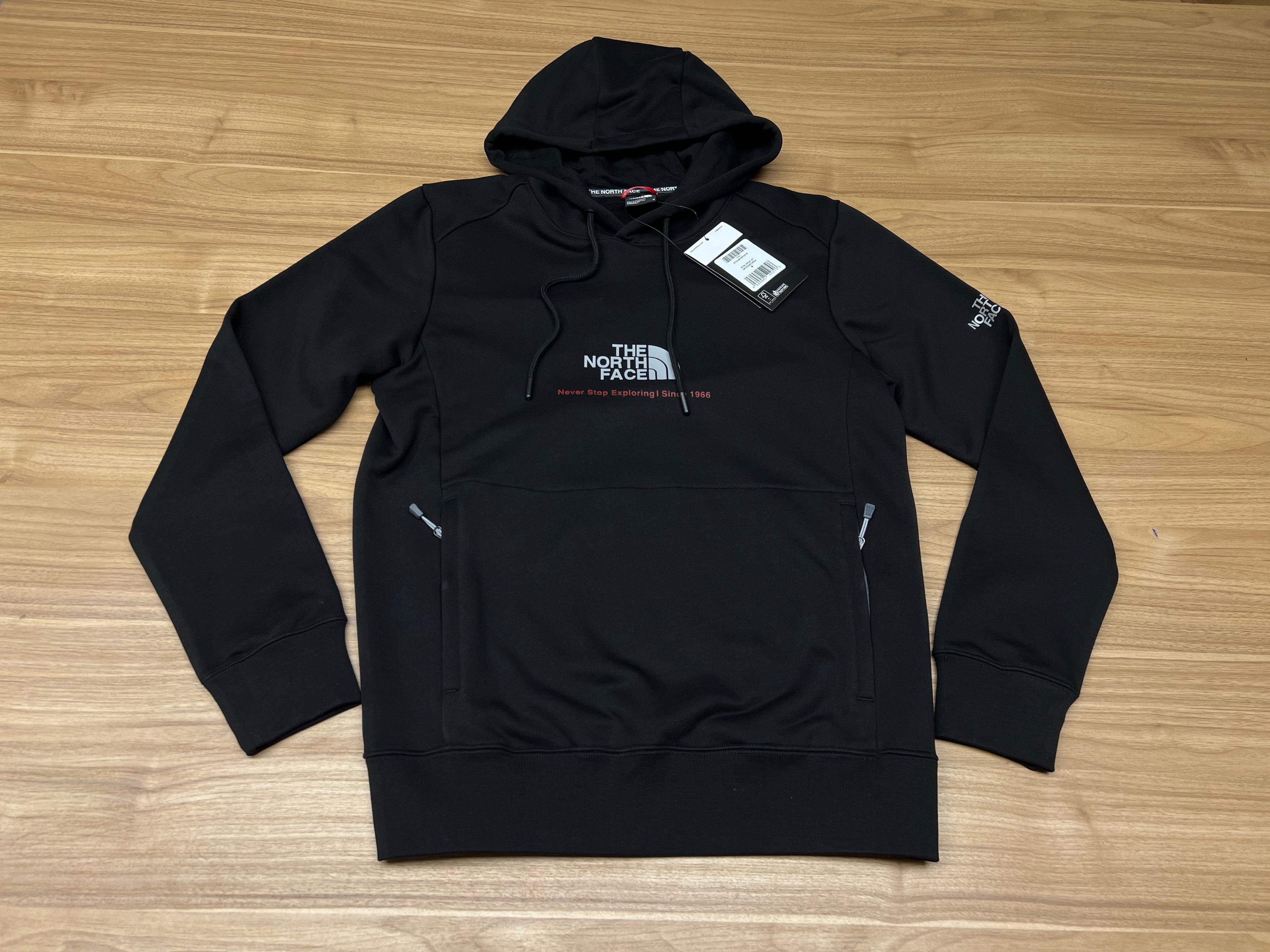 SWEET AVEC CAPUCHE THE NORTH FACE NOIR
