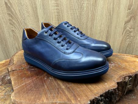 Chaussure en cuir semelle Extra Light Bleu
