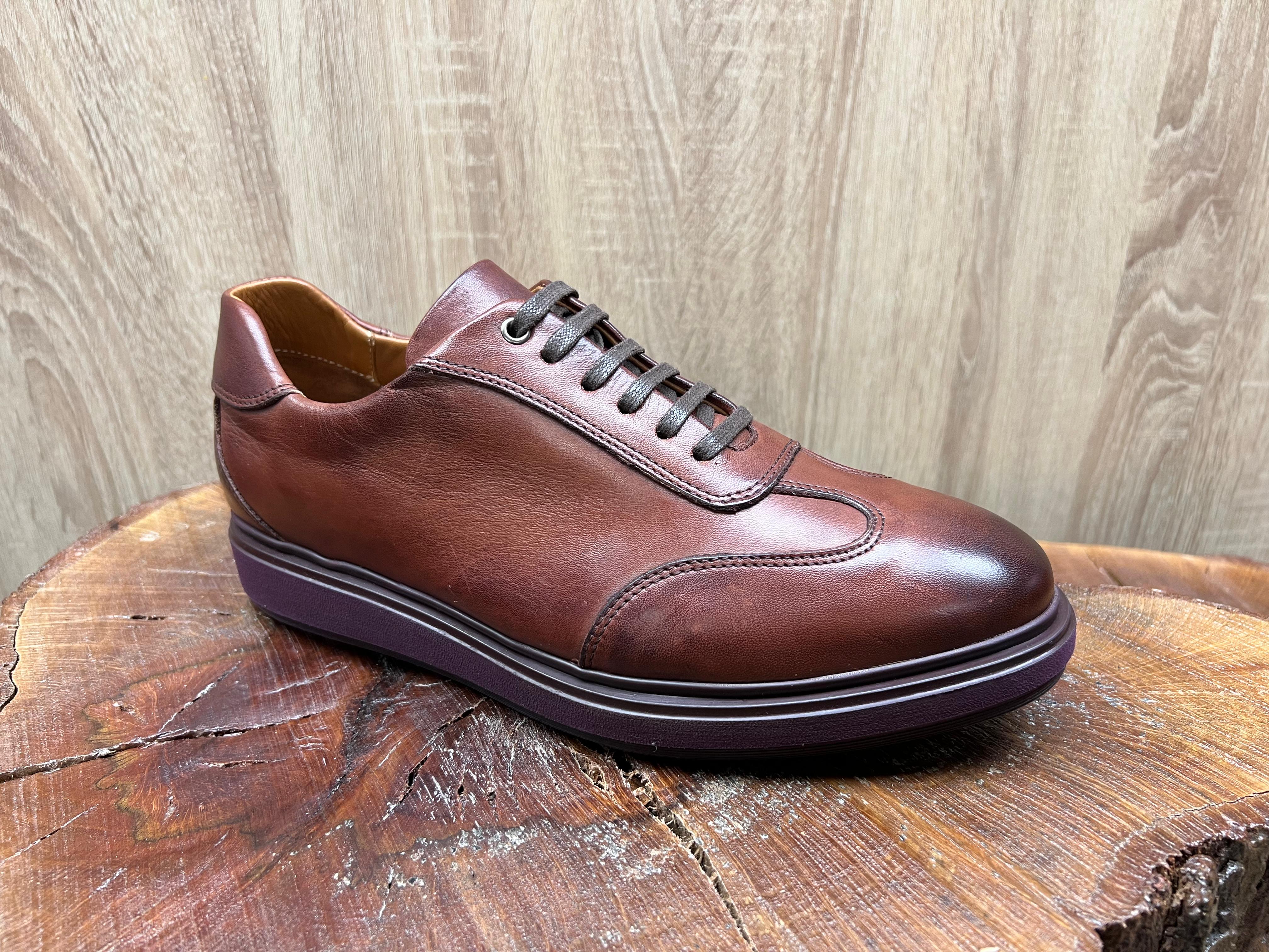 Chaussure en cuir semelle Extra Light Tabac