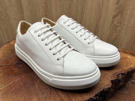 Baskets Livio Blanches