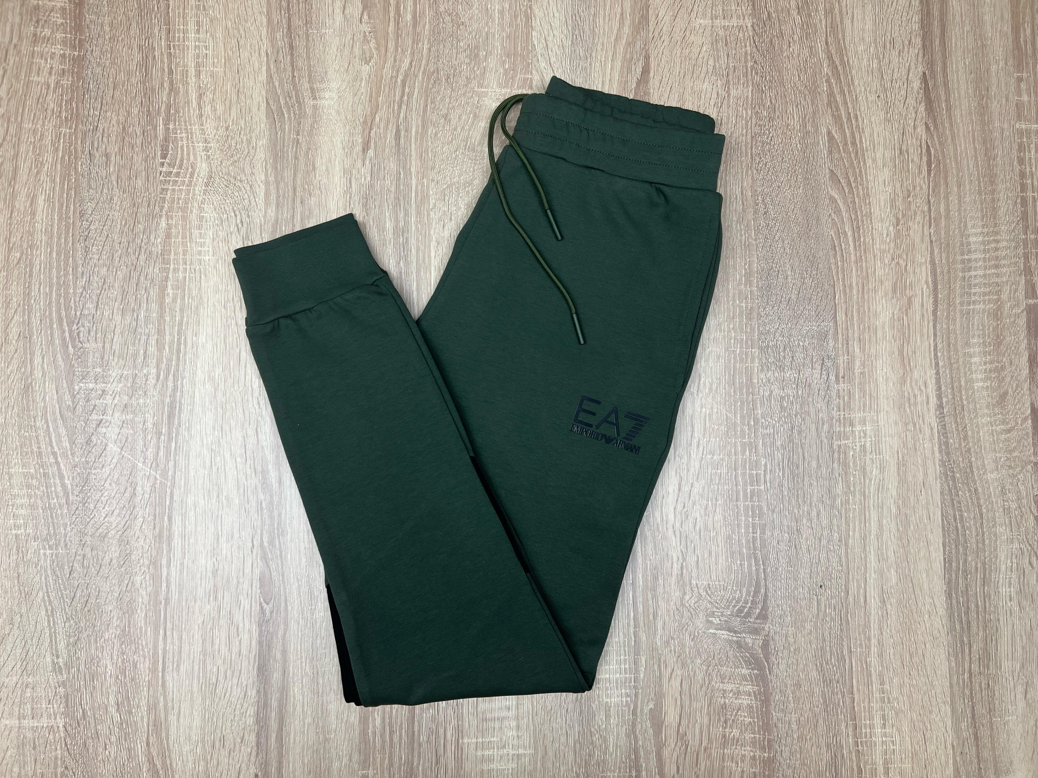 ENSEMBLE EMPORIO ARMANI VERT MILITAIRE