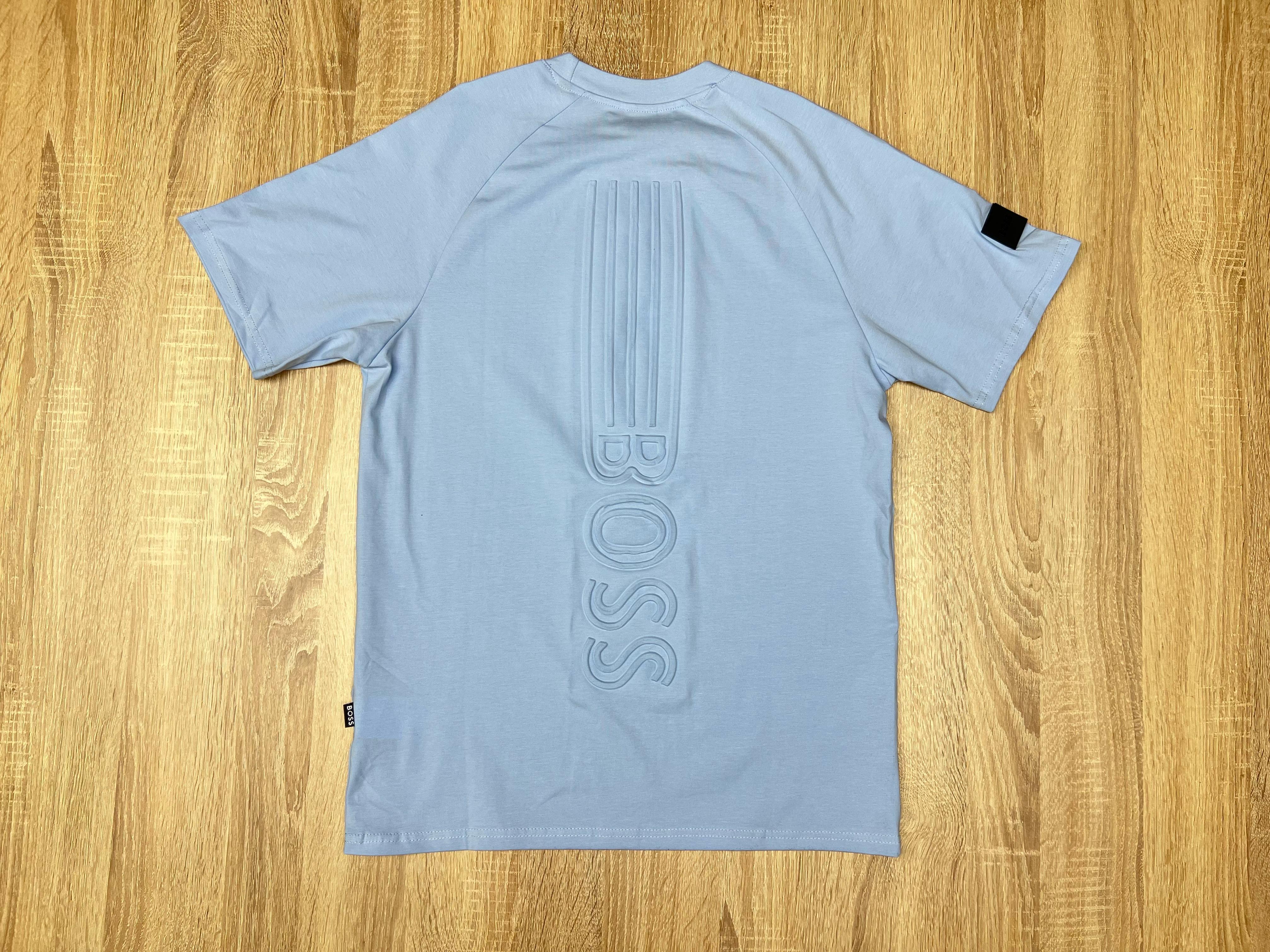 ENSEMBLE BOSS BLEU CIEL