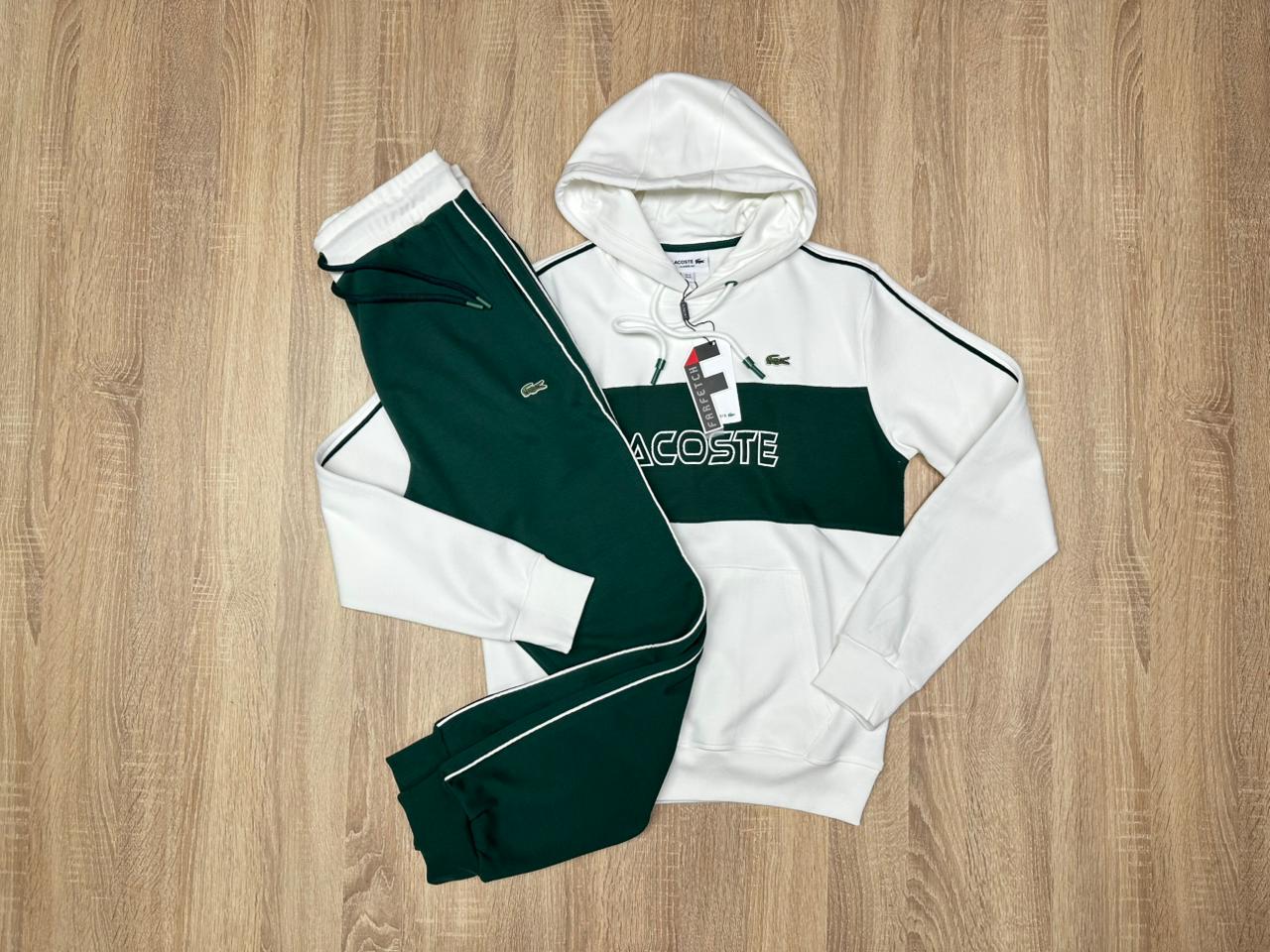 ENSEMBLE LACOSTE AVEC CAPUCH BLANC/VERT