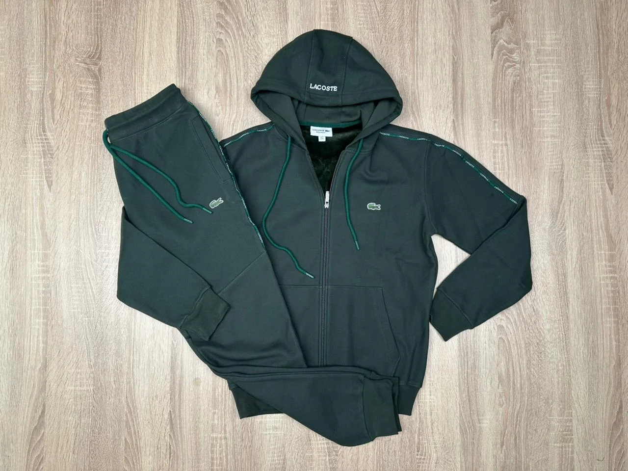 SURVETTE LACOSTE AVEC CAPUCH NV VERT MILITAIRE