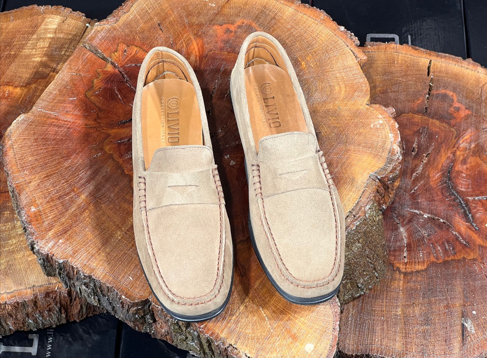 Mocassin daim kaki intérieur cuir
