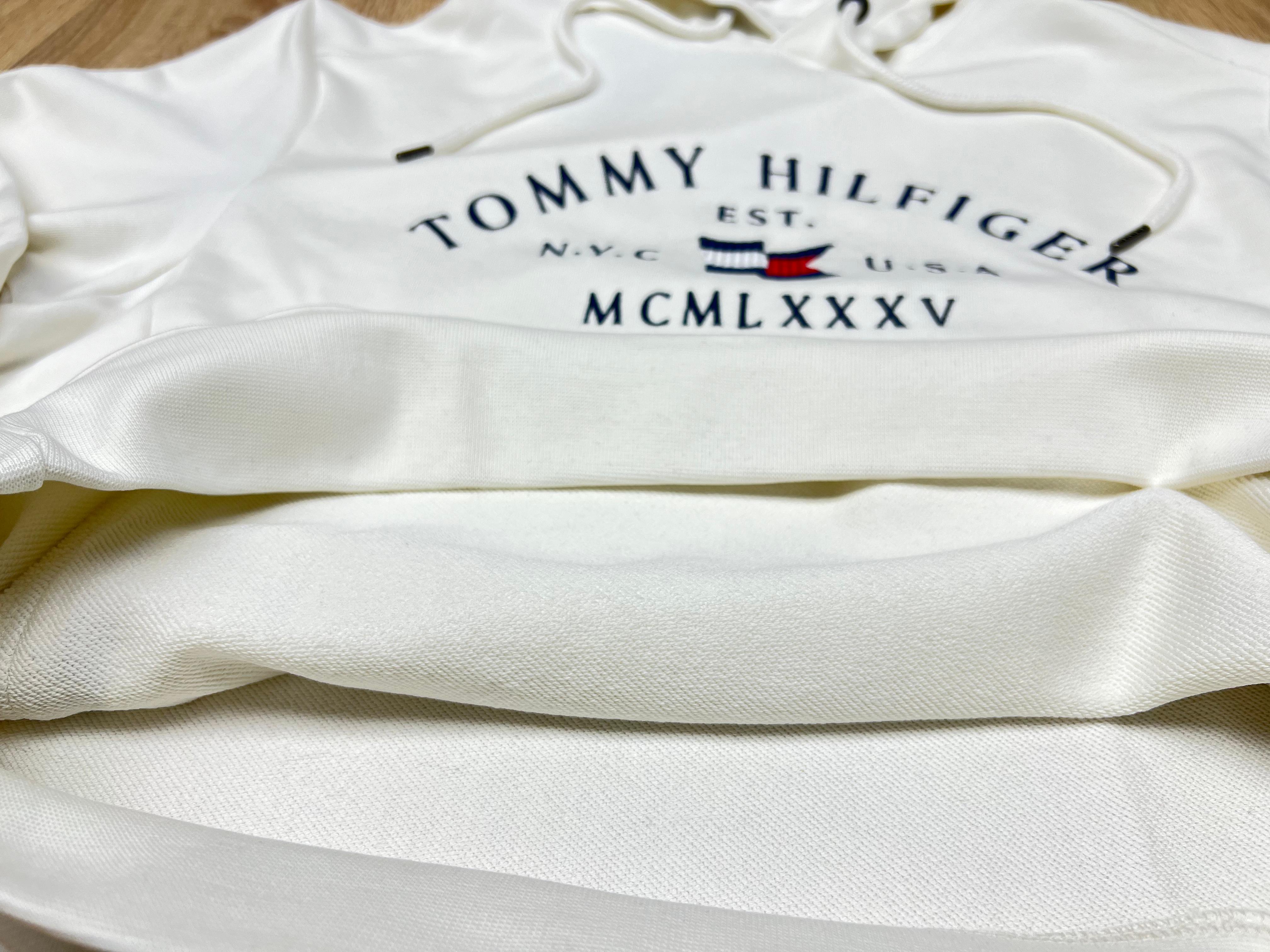 SWEET AVEC CAPUCHE TOMMY HILFIGER NV ROUGE