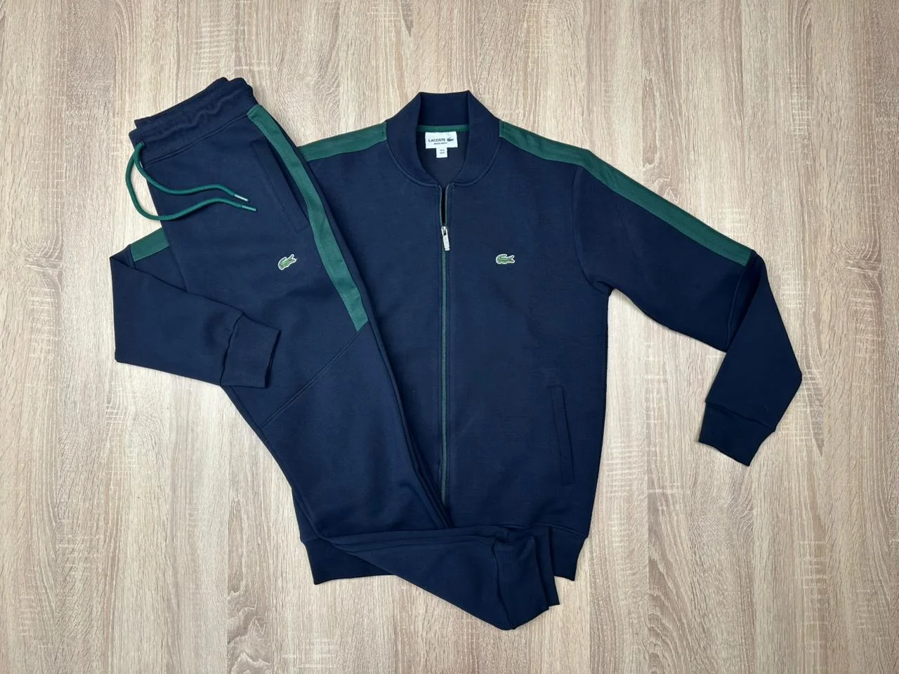 SURVETTE LACOSTE SCOBA BLEU MARINE