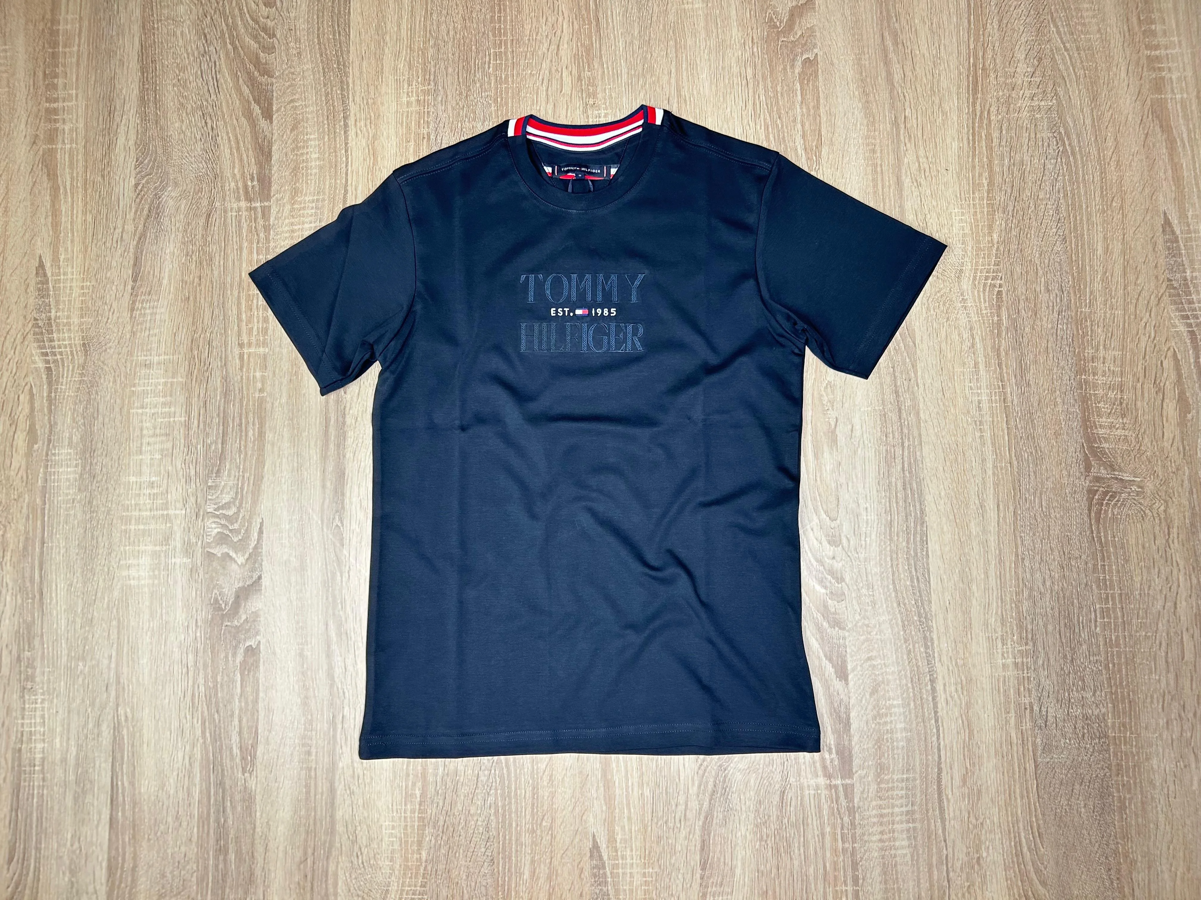 T-SHIRT TOMMY HILFIGER 1985 BLEU MARINE