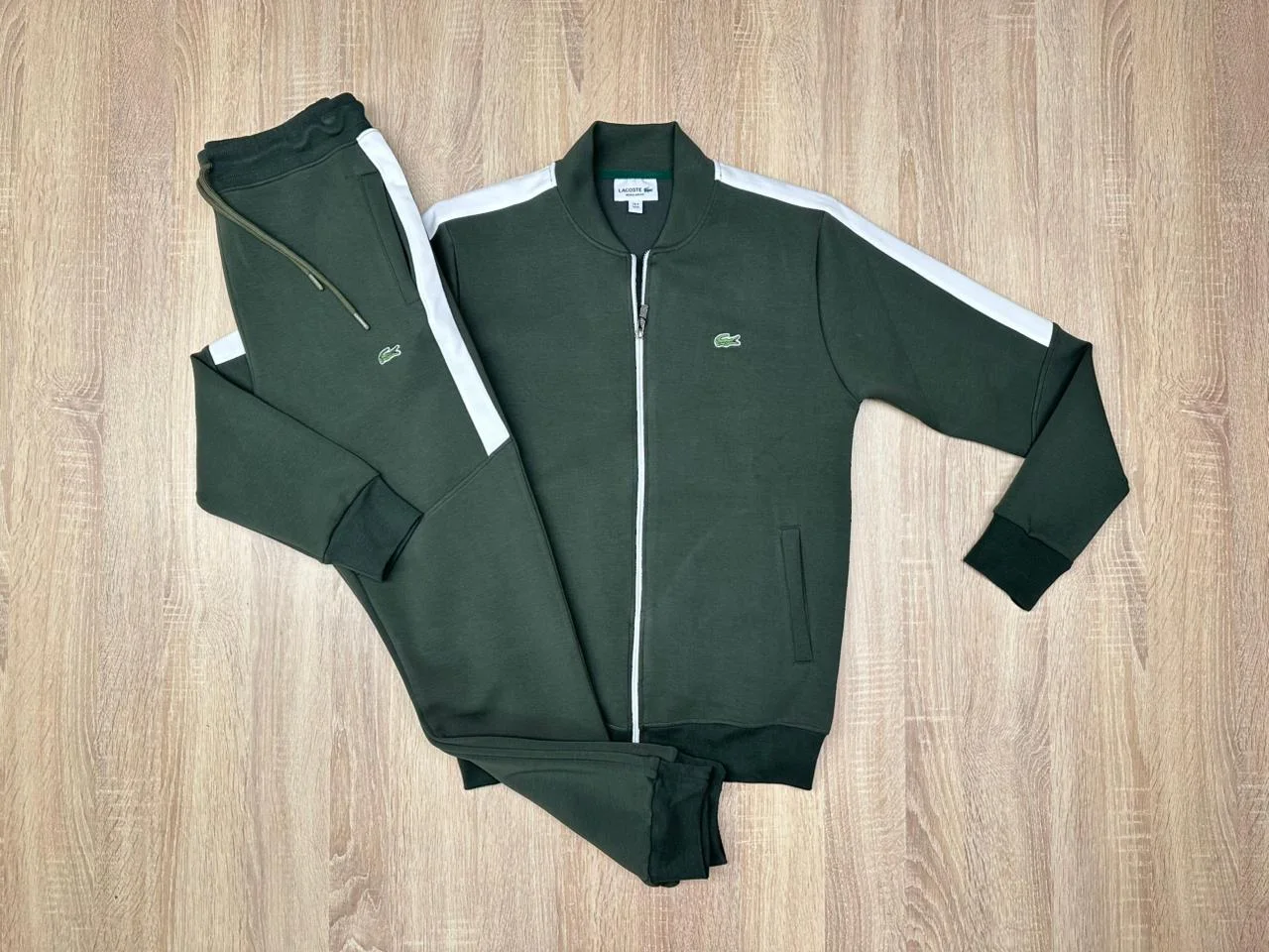 SURVETTE LACOSTE SCOBA VERT MILITAIRE