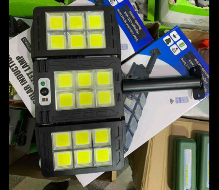 مصباح الطاقة الشمسية الثلاثي الأكثر مبيعا  3 في 1