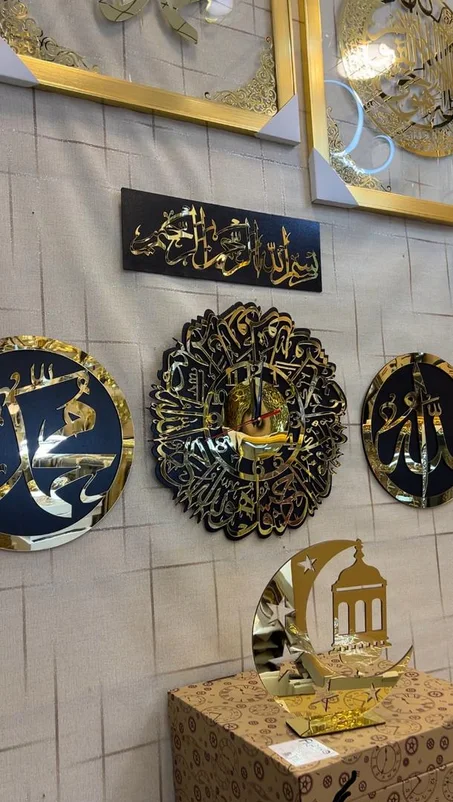الساعة الملكية  قطع بسعر خيالي