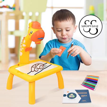 طاولة الرسم الفنية للأطفال.