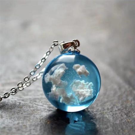 قلادة السماء الزرقاء / collier bleu ciel