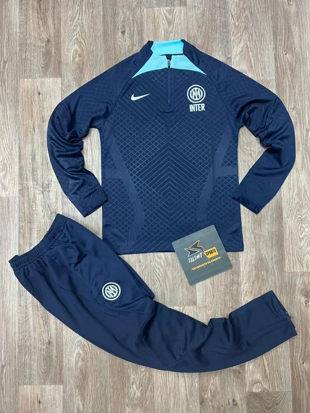 Survêtement de l'équipe Inter Milan 2022/2023
