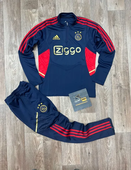 Survêtement de l'équipe  Ajax 2022/2023