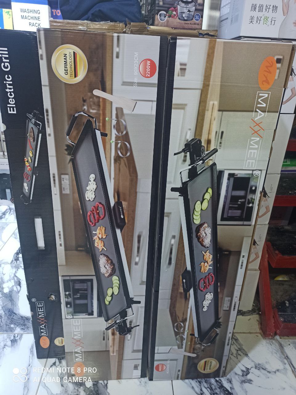 Plancha électrique 2200w  🔥                                      🔥 70cm.    🔥prix🔥. 46cm.h
