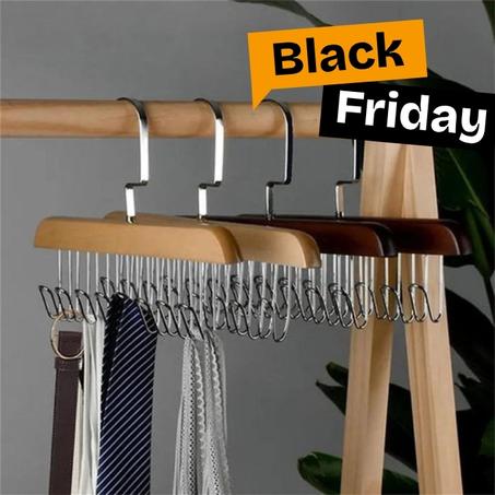 علّاقة الملابس الخشبية