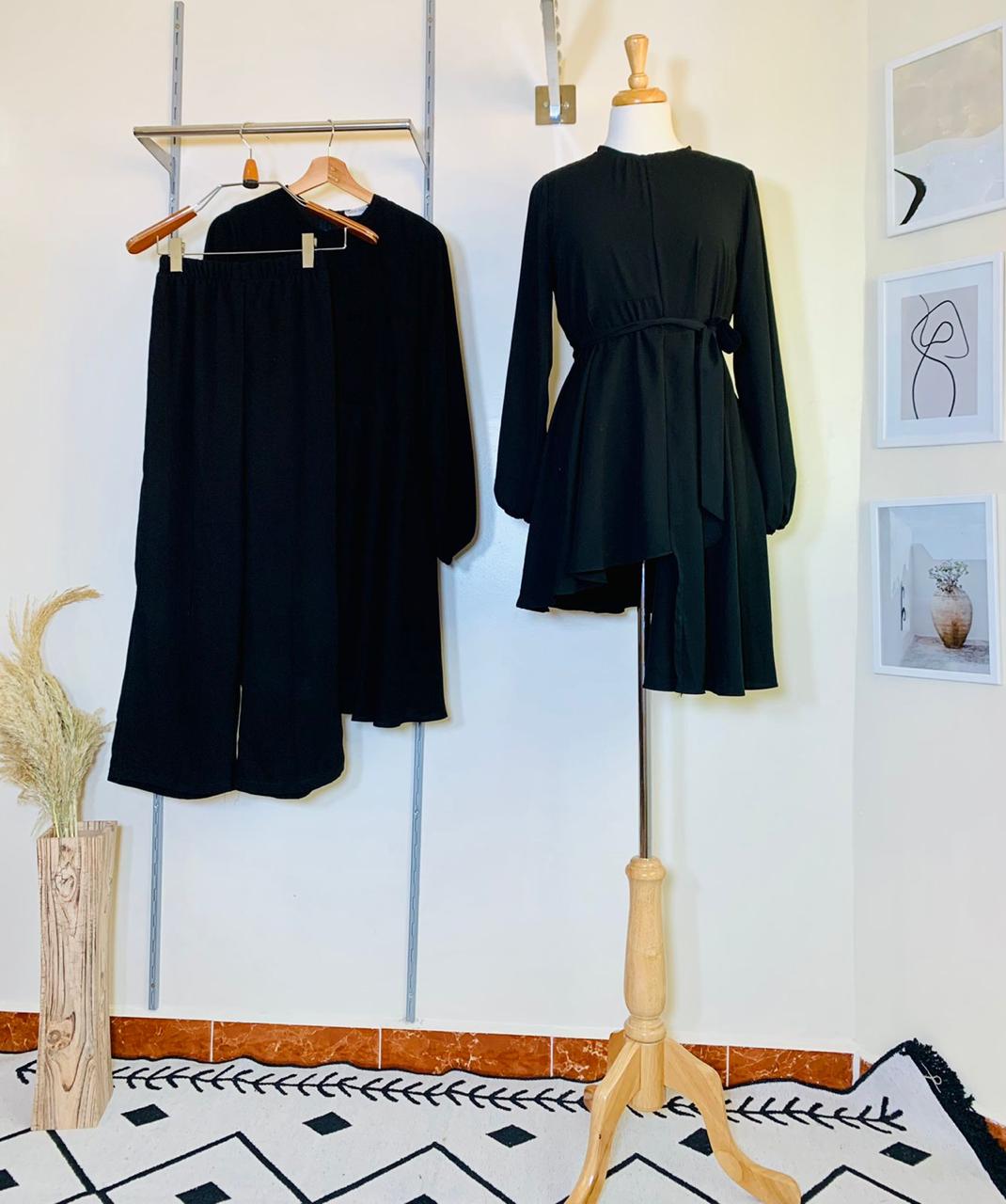 Ensemble Noir