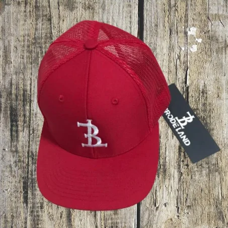 casquette sport rouge