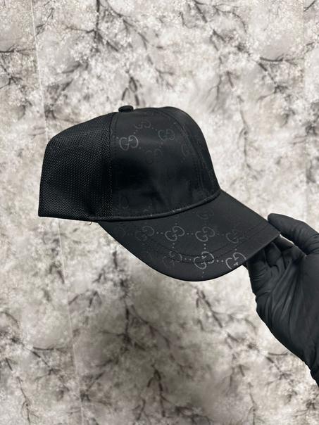 gorras gucci
