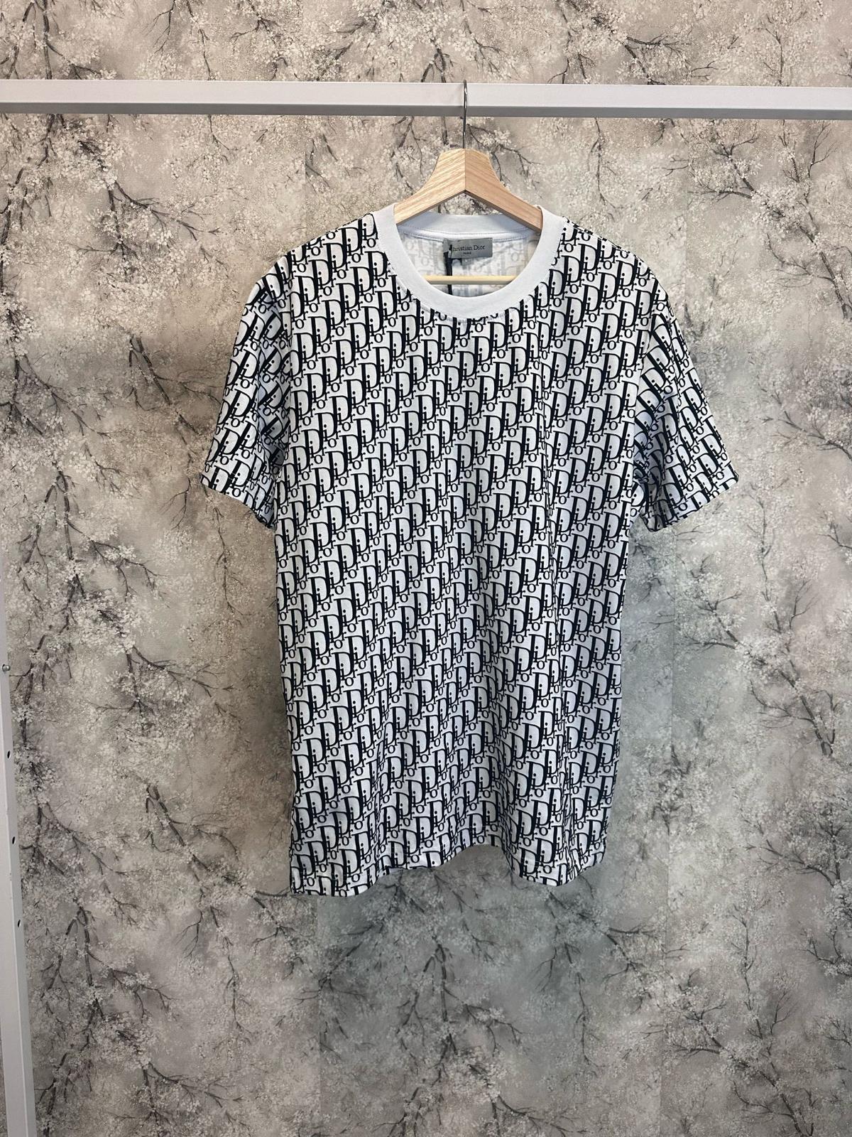 Camiseta Dior