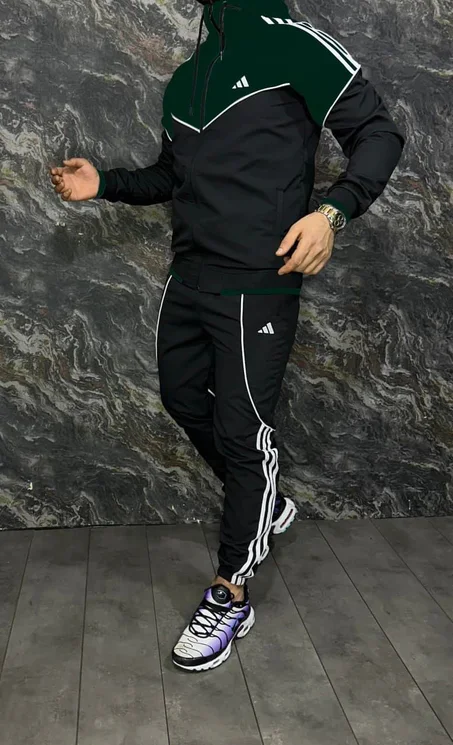 أنسمبل adidas خطيييير