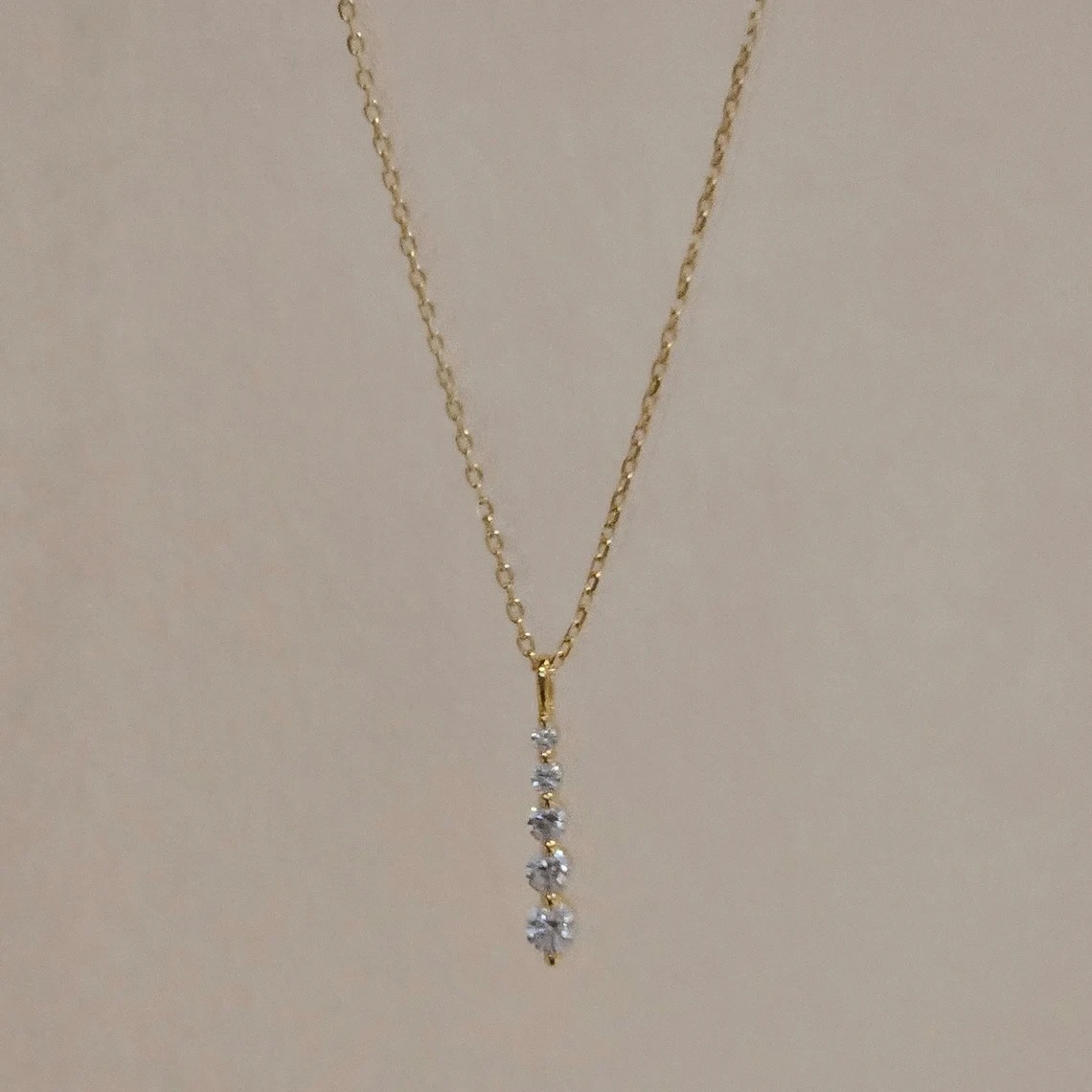 Collier Lariat