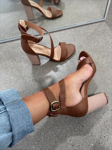 Sandales épais femme