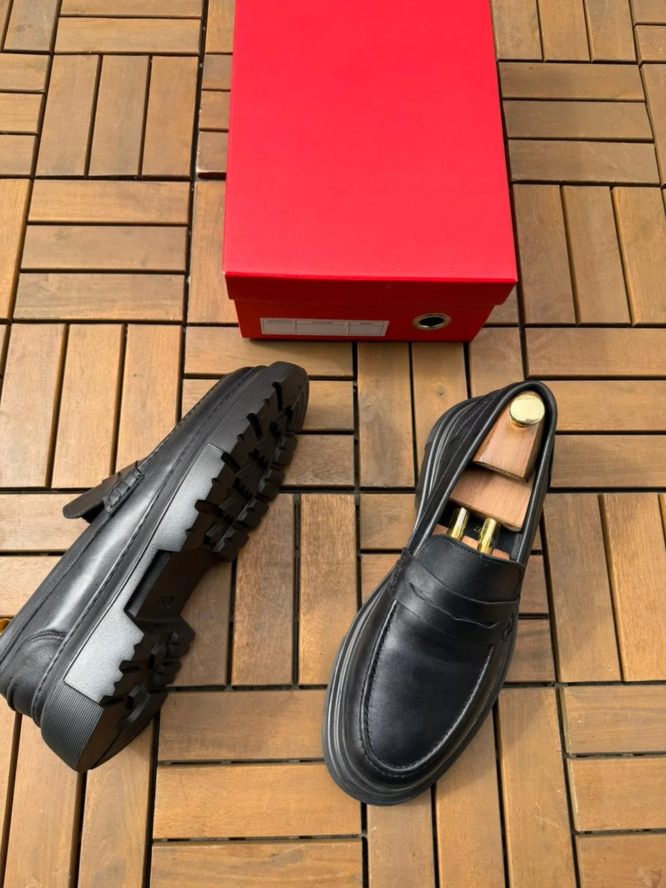 CHUNKY LOAFER