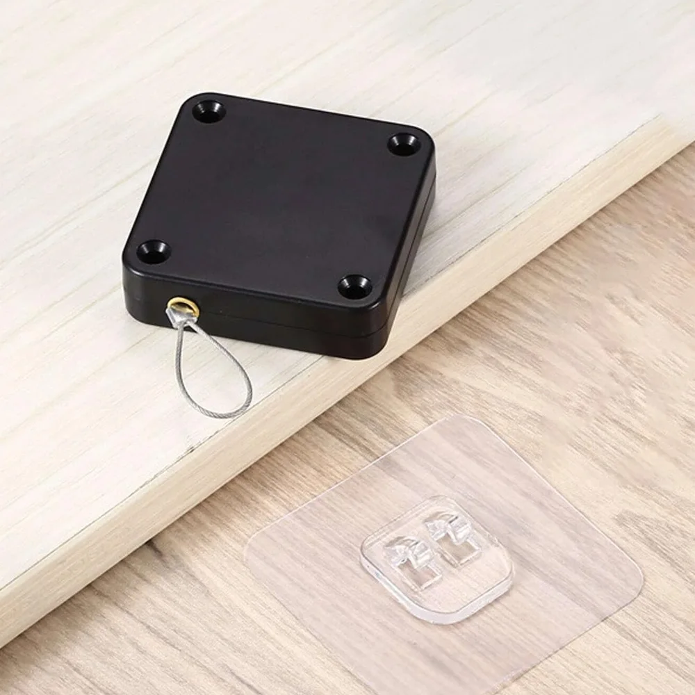 • عرض ٢ قطعه غالق الابواب السحري