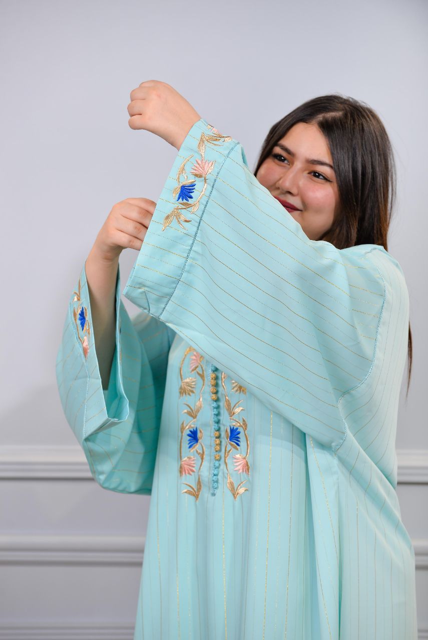 قندورة مغربية عصرية