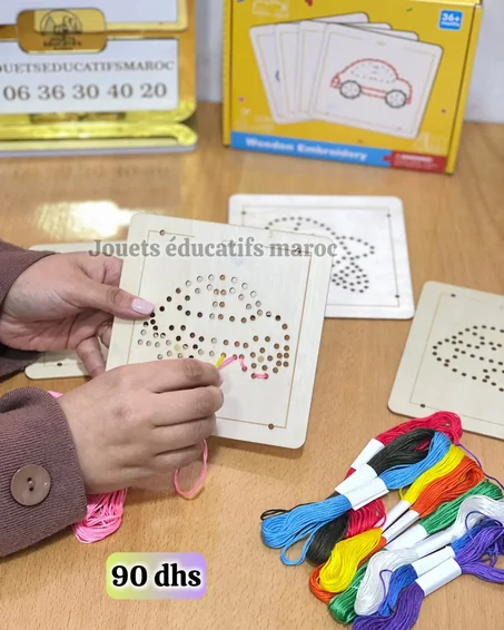 Wooden Embroidery – Jeu de laçage et broderie pour enfant