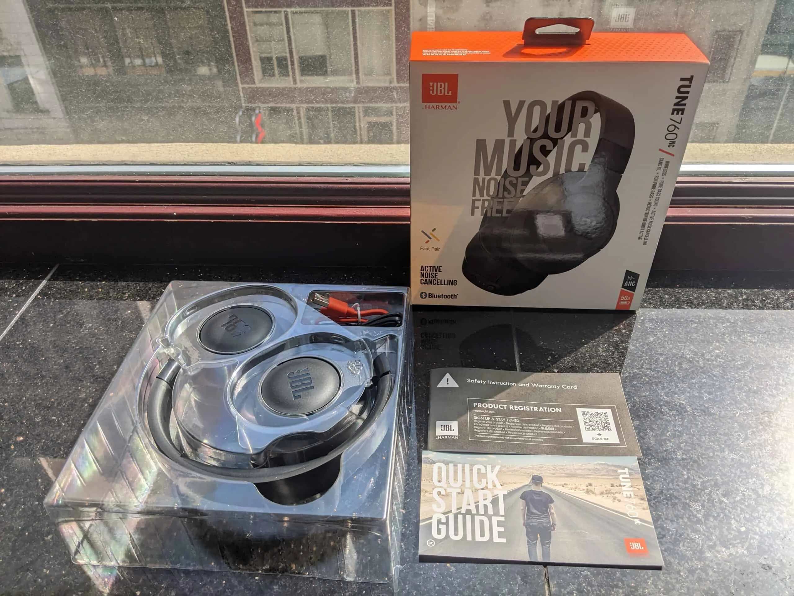 Offre Limité🔥 : Casque JBL  Version USA🇺🇸+ 3 Mois Netflix/Spotify cadeau🎁