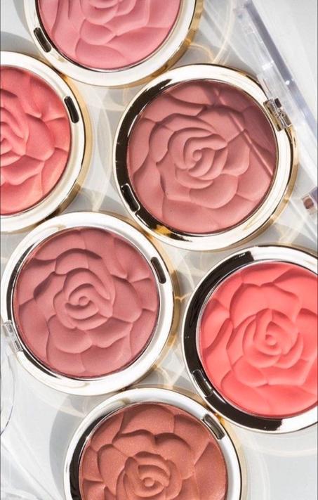 MiLANI powder blush