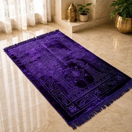 سجادة صلاة ميراج المخملية الفاخرة – نقوش بارزة ومقاس 65×110 سم