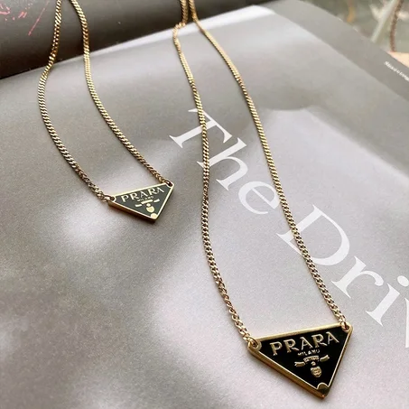 Collier De Haut Qualité Prada ,Chaine En Acier Inoxydable